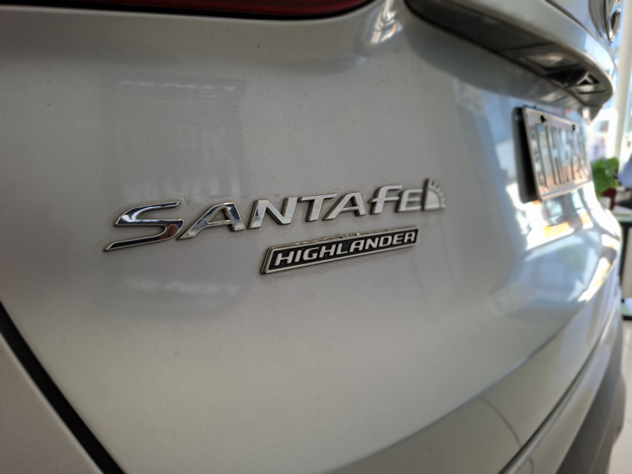 2018 Hyundai Santa Fe DM5 Series II Highlander SUV Image 25