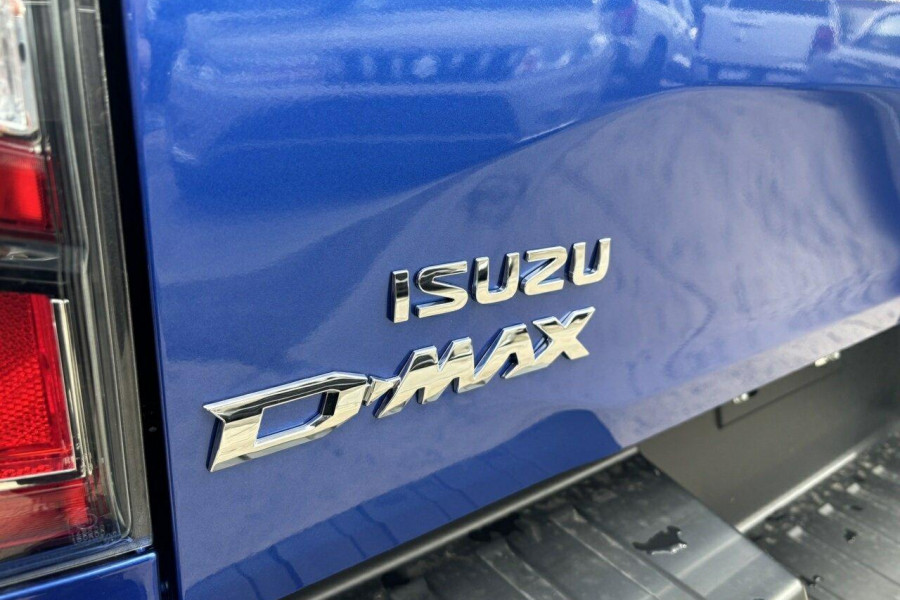 2024 Isuzu D-MAX RG X-TERRAIN Ute Image 11