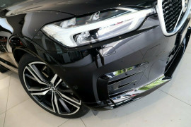 2018 MY19 Volvo XC60 UZ T6 R-Design Suv