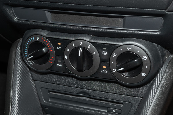2015 Mazda 2 DJ Series Neo Hatch Image 14