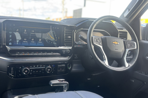 2025 Chevrolet Silverado T1 1500 LTZ Premium W/Tech Pack Ute Image 11