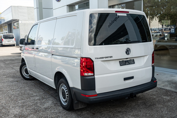 2021 Volkswagen Transporter T6.1 Van Image 2