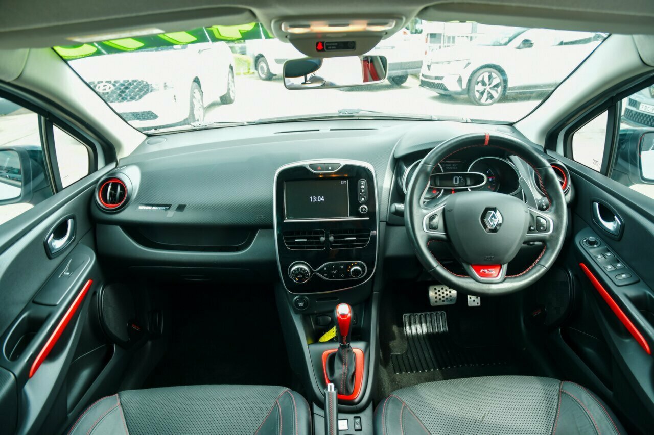 2015 Renault Clio IV B98 R.S. 200 EDC Sport Premium Hatch Image 17