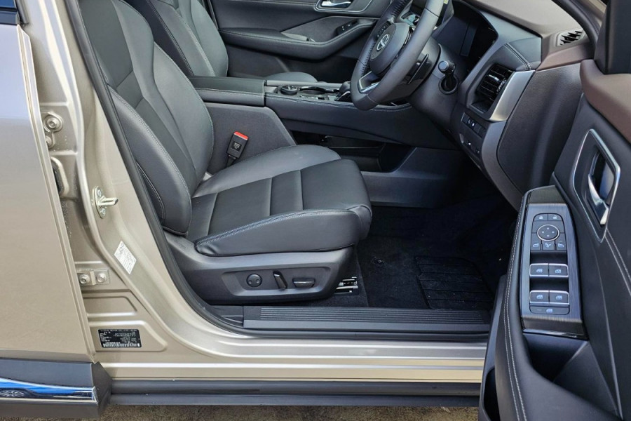 2024 MY25 Nissan X-Trail T33 Ti SUV Image 10