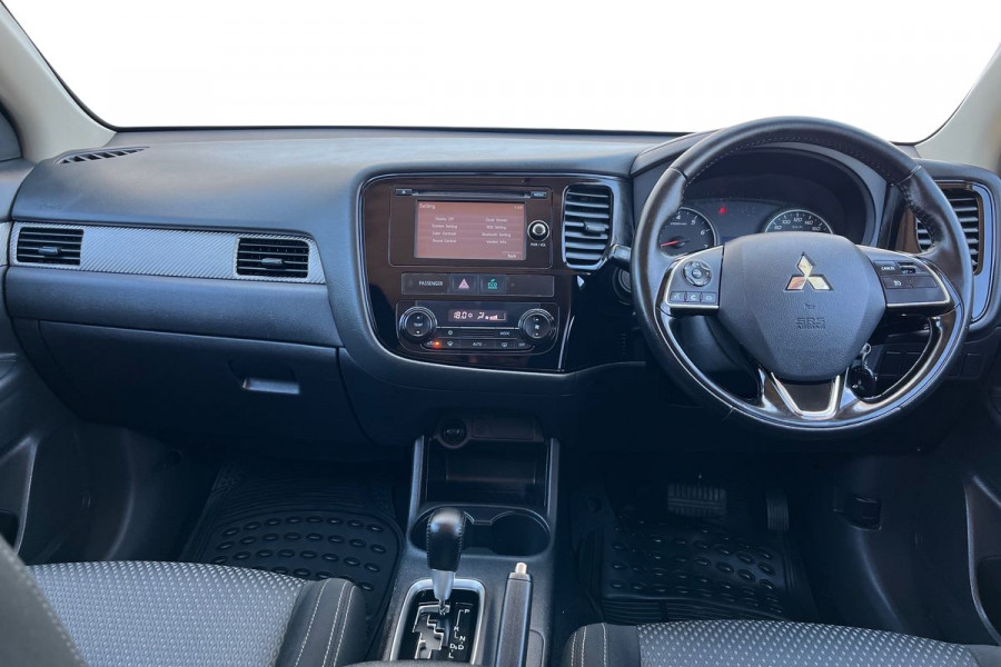2015 MY16 Mitsubishi Outlander ZK LS SUV Image 9
