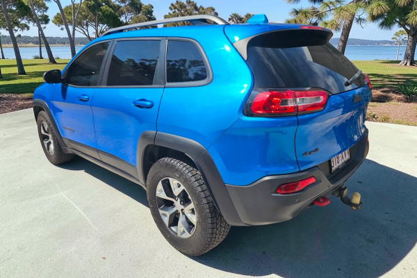 2017 MY18 Jeep Cherokee KL Trailhawk SUV Image 5