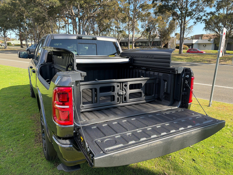 2025 Ram 1500 DT6M9822M.26/XB9 Limited RamBox Ute Image 5