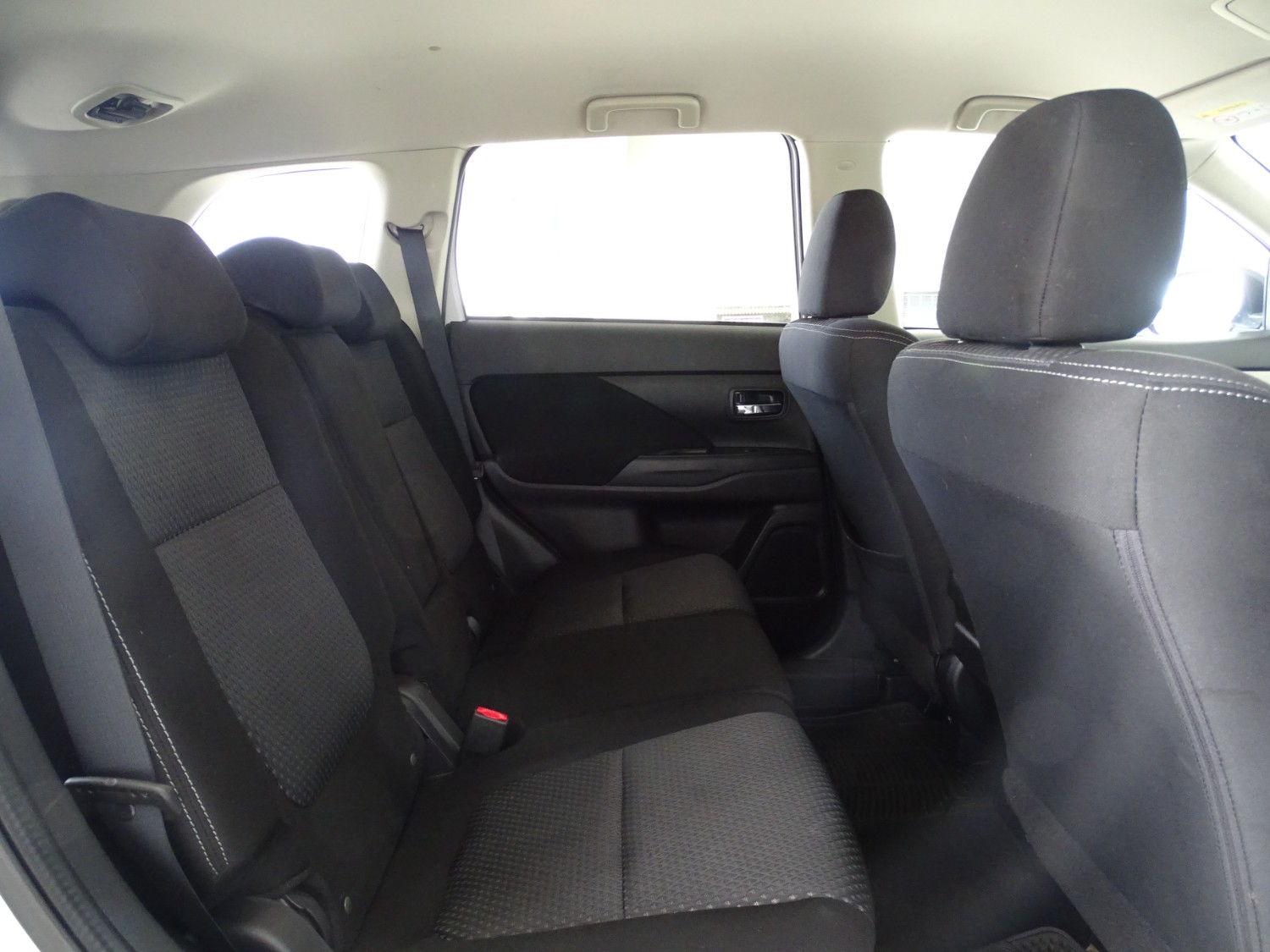 2017 Mitsubishi Outlander ZK LS Safety Pack AWD 7 Seat SUV Image 14