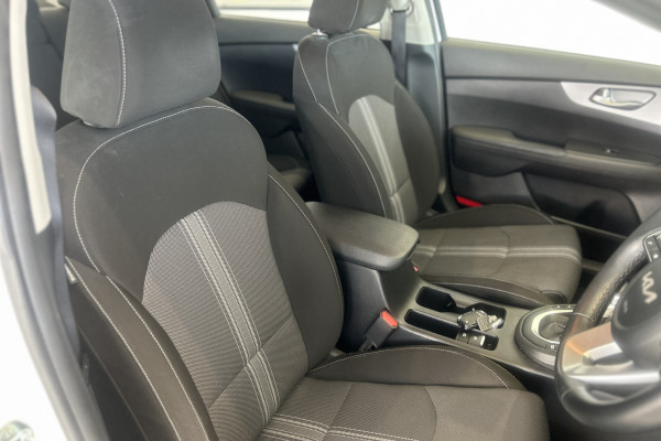 2021 MY22 Kia Cerato BD Sport Sedan Image 9