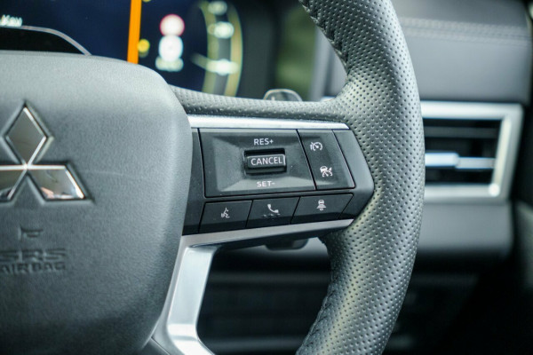 2025 Mitsubishi Outlander ZM LS SUV Image 12