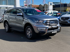 Ford Everest Trend UA