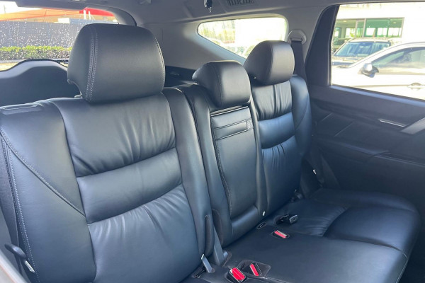 2019 Mitsubishi Pajero Sport QE GLS SUV Image 14