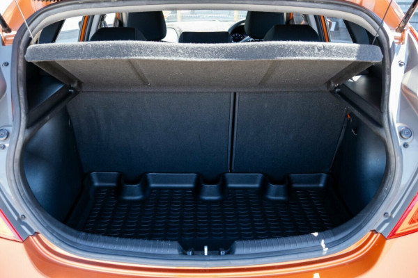 2015 MY16 Hyundai Accent RB3 Active Hatch Image 8