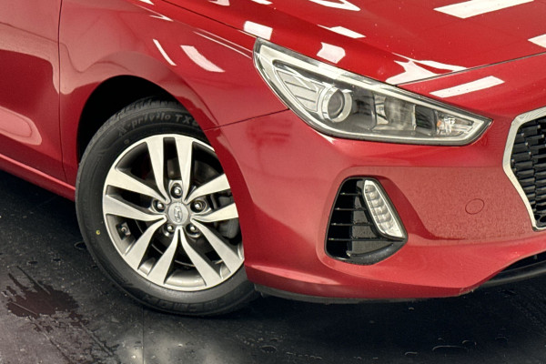 2018 Hyundai i30 PD Active Hatch Image 2