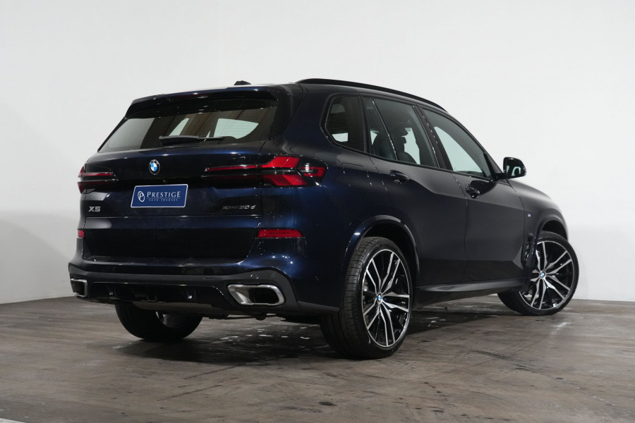 2024 BMW X5 xDrive30d M Sport SUV Image 7