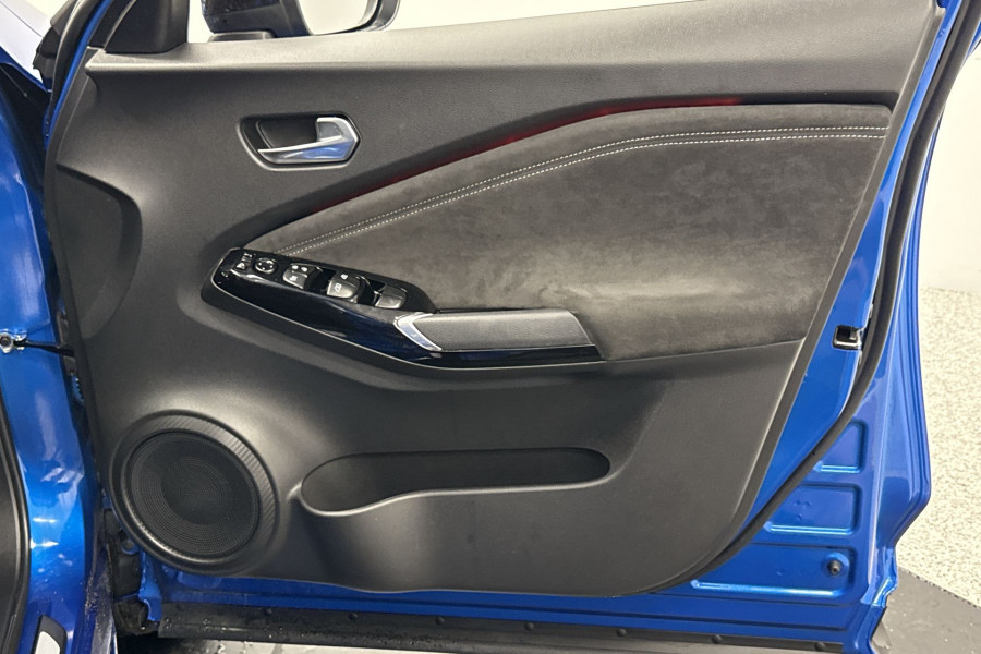 2023 Nissan JUKE F16 Ti SUV Image 19