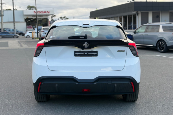 2024 MG MG4 MEH32 Excite 51 Hatch Image 5