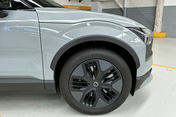 2025 MY26 Volvo EX30 Cross Country  Ultra Twin Motor Performance SUV Image 4