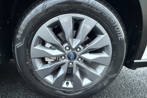 2024 Subaru Outback 6GEN AWD Touring SUV Image 9