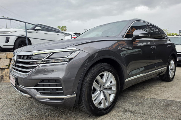 2020 Volkswagen Touareg CR 190TDI Adventure SUV Image 3