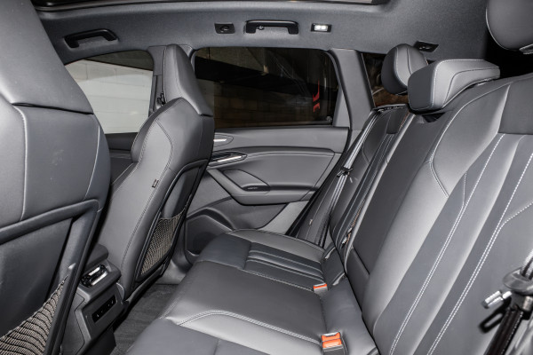 2025 Audi Q6 e-tron GF  SUV image 9