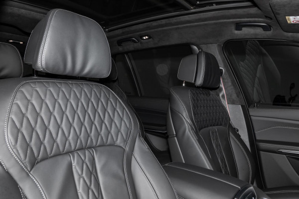 2025 BMW X7 G07 LCI xDrive40d M Sport SUV image 10