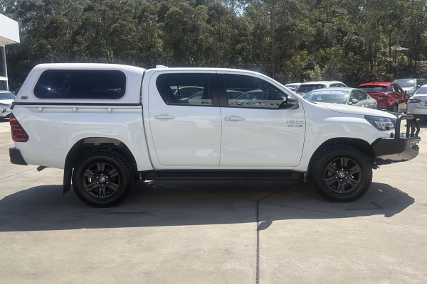 2024 Toyota HiLux GUN126R SR 48V Ute Image 4