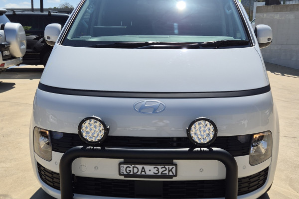 2026 MY27 Hyundai Staria Load US4.V4  Van Image 2