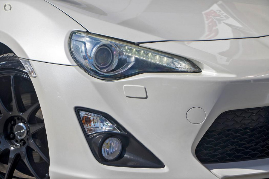 2013 Toyota 86 ZN6 GTS Coupe Image 7