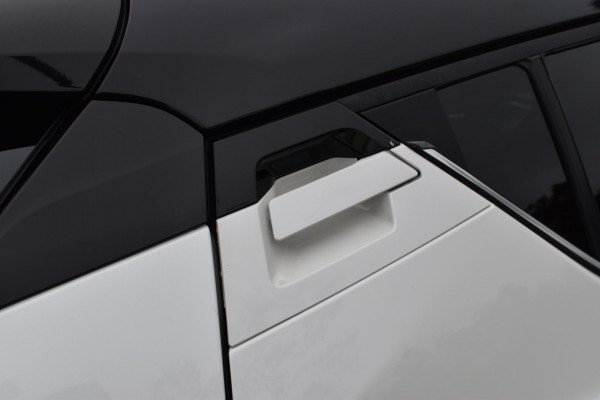 2020 Toyota C-HR NGX Koba SUV Image 10