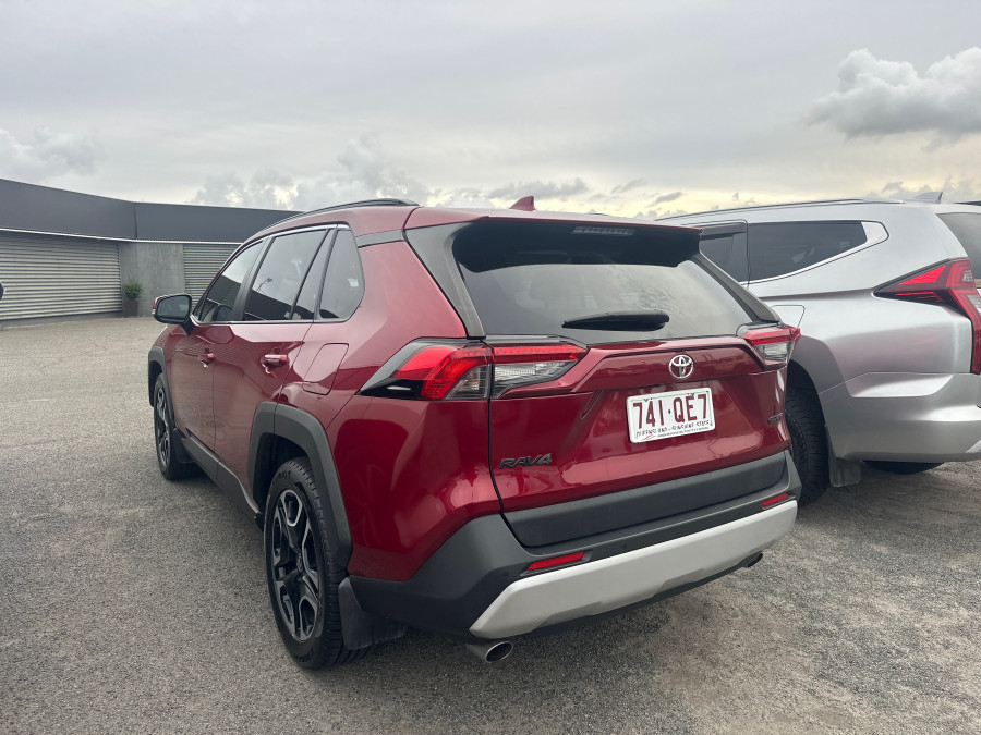 2020 Toyota RAV4 AXAA54R Edge Wagon Image 2