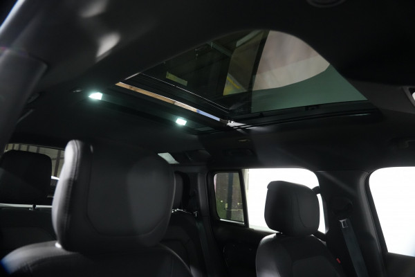 2023 Land Rover Defender L663 110 P400 X-Dynamic HSE SUV Image 23