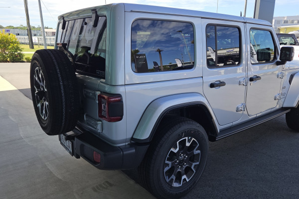 2023 Jeep Wrangler SUV Image 5