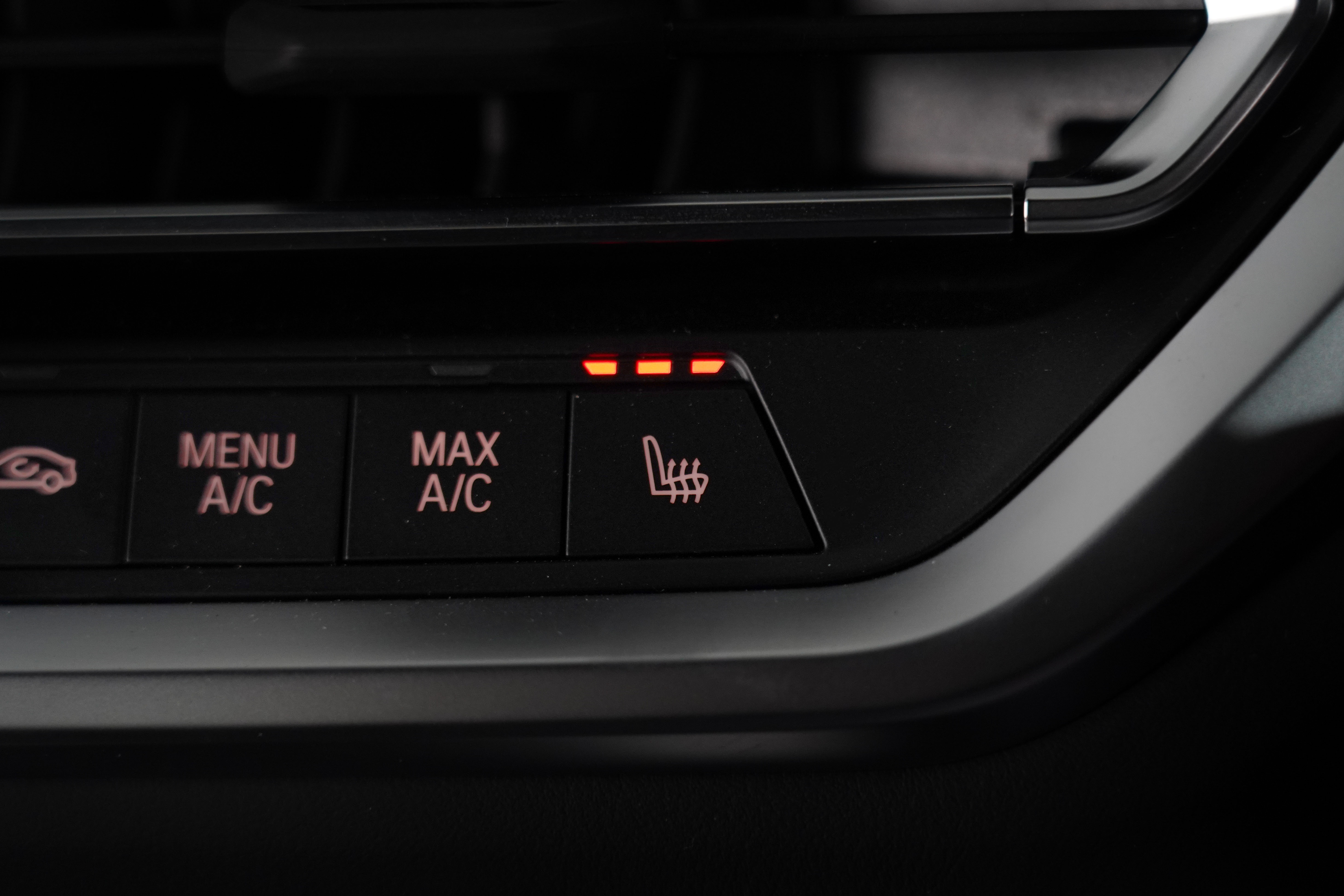 2022 BMW M4 50 Jahre Edition X Drive Coupe Image 43