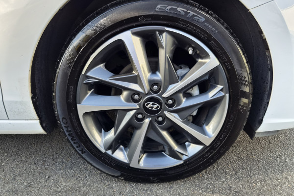 2021 MY22 Hyundai i30 PD.V4 Active Hatch Image 9