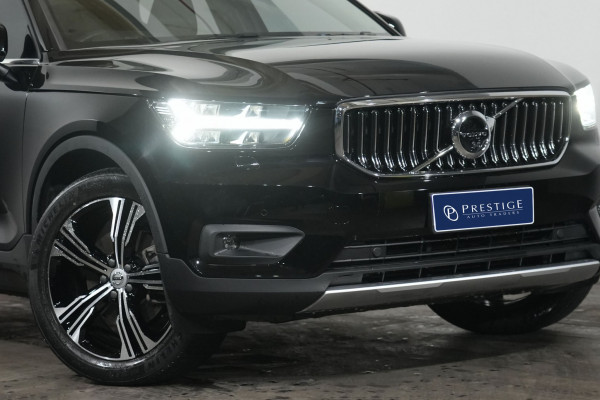 2020 Volvo XC40 XZ T4 Inscription SUV Image 2