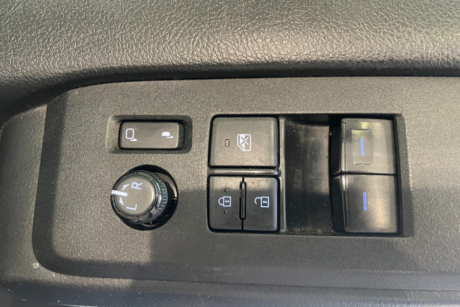 2019 Toyota HiAce Commuter GL Commuter GL Van Image 15