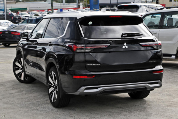 2026 Mitsubishi Outlander ZM Exceed Tourer SUV Image 6