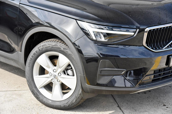 2024 MY25 Volvo XC40  Plus B4 SUV Image 2