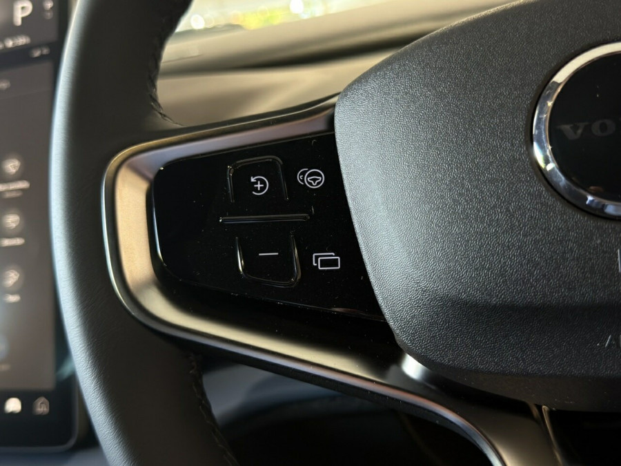 2026 Volvo EX30  Single Motor Extended Range Plus SUV Image 15