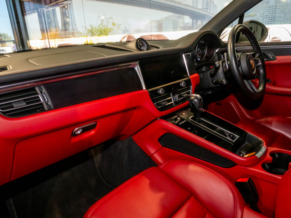 2022 MY23 Porsche Macan 95B GTS SUV image 9