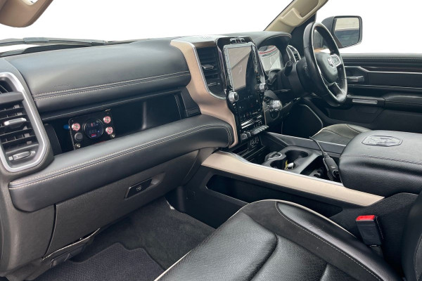 2021 Ram 1500 DT Laramie Ute