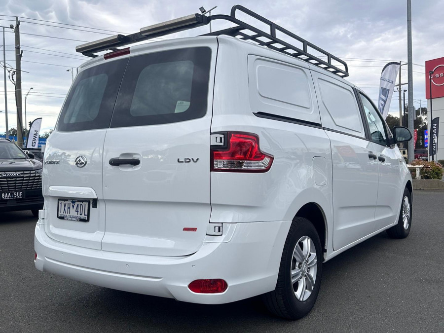 2022 LDV G10 SV7C + Van Image 13