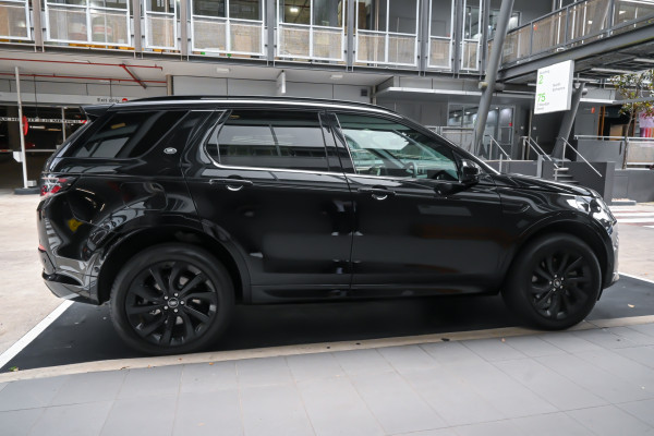 2025 MY25.5 Land Rover Discovery Sport L550 P250 Dynamic SE SUV image 3