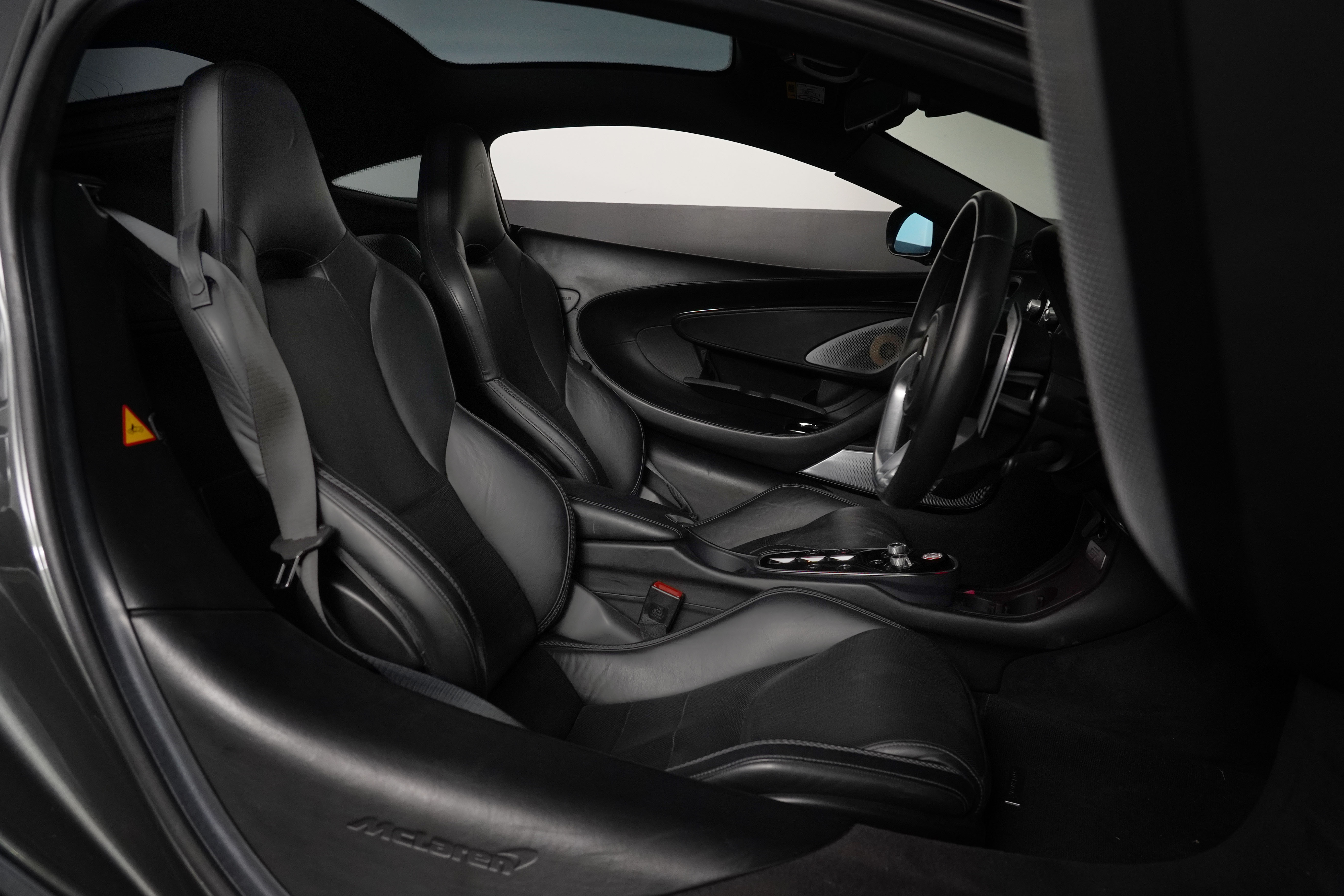 2021 McLaren GT Coupe Image 32
