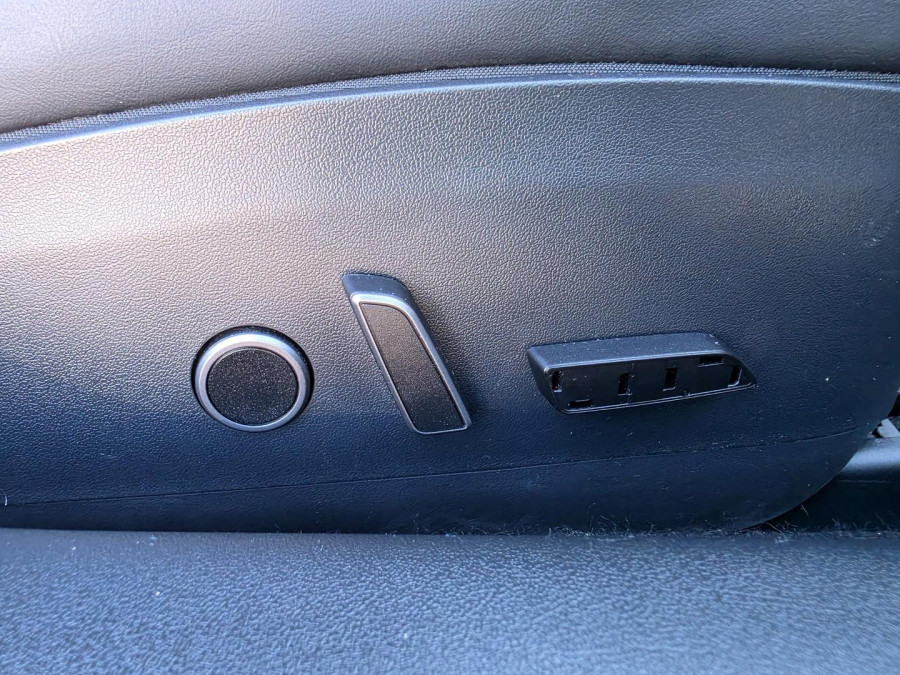 2021 Tesla Model 3  Performance Sedan Image 20