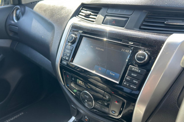 2019 Nissan Navara D23 Series 3 ST-X King Cab Pickup Image 26