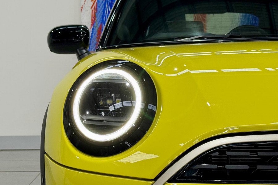 2025 MINI Cooper F65 S Favoured Hatch