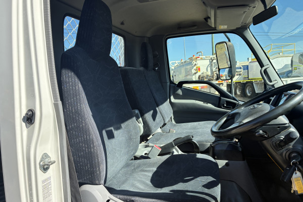 2017 Hino 300 Tray Dropside Image 8
