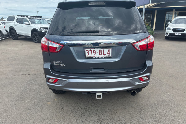 2021 Isuzu MU-X RJ LS-T SUV Image 3